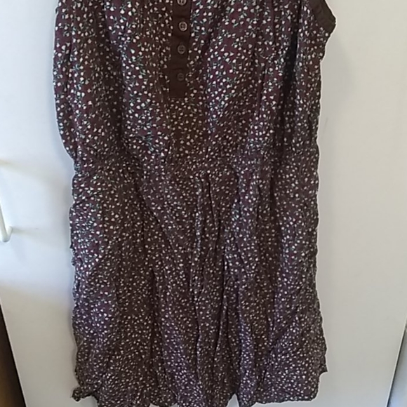 Dress - Picture 2 of 3